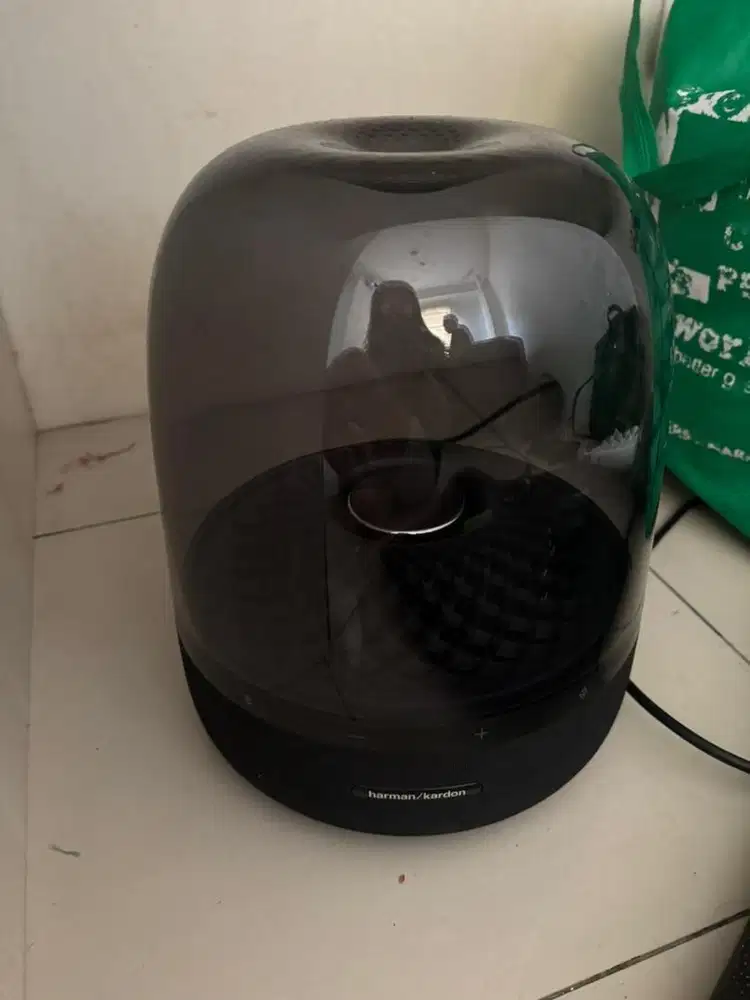 harman kardon aura 4