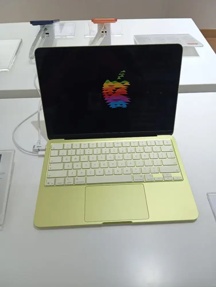 Seriea macbook neo, cicilantanpa dp