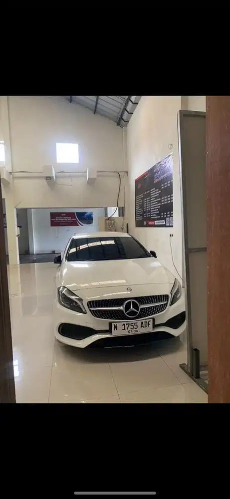 MERCEDES BENZ A250