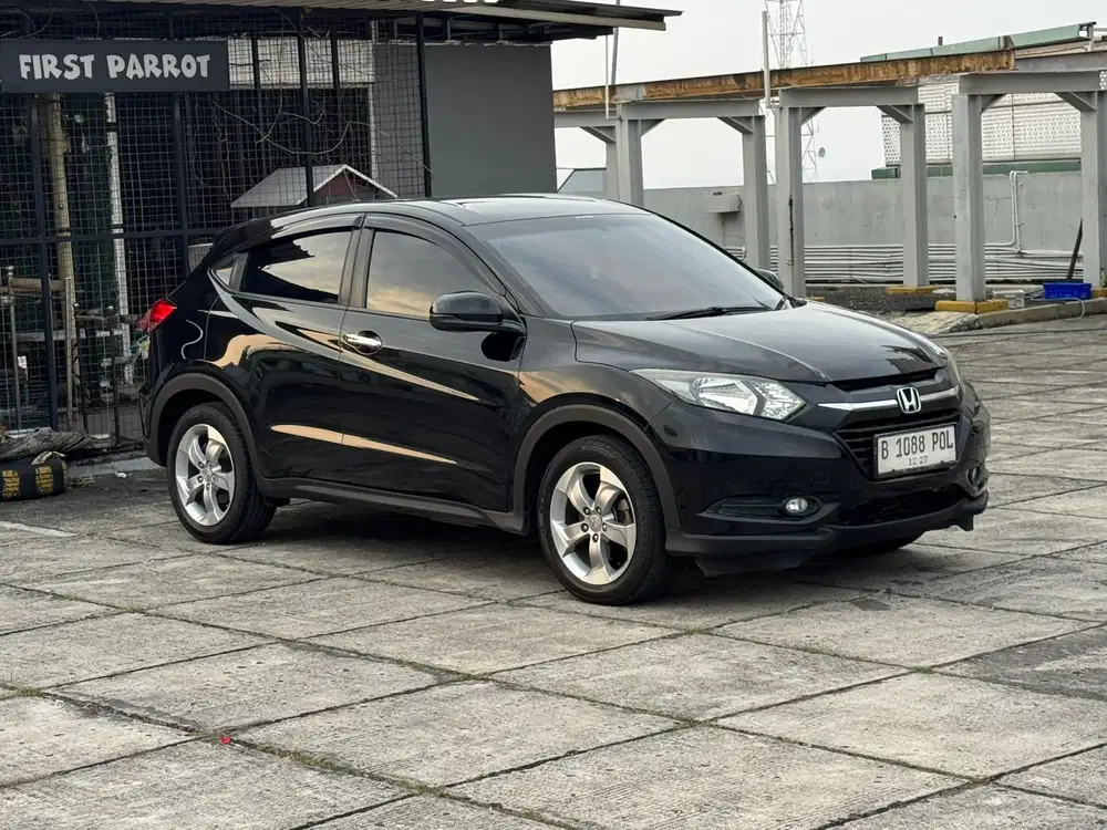 PALING DICARI !! DP10jt HRV E CVT MATIC 2017 !! SIAPA CEPAT AJA !!