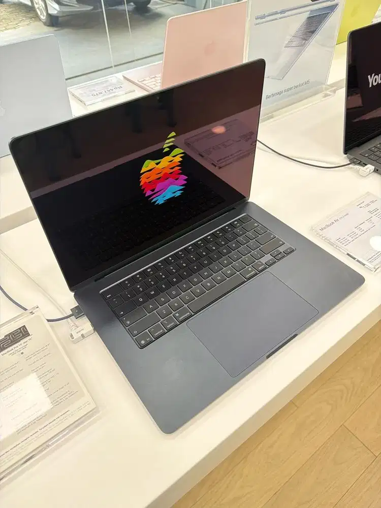 Promo Kredit Macbook Air 15,3inci 512Gb
