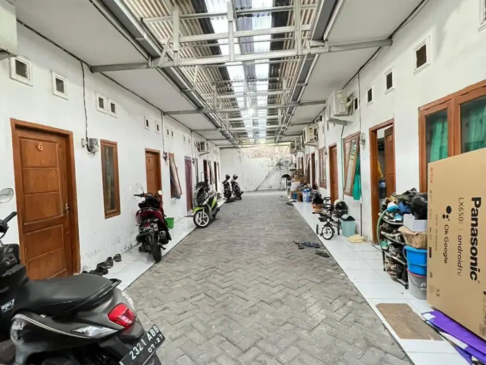 Jual Kost dan Toko. Di Brigjen Katamso waru sidoarjo