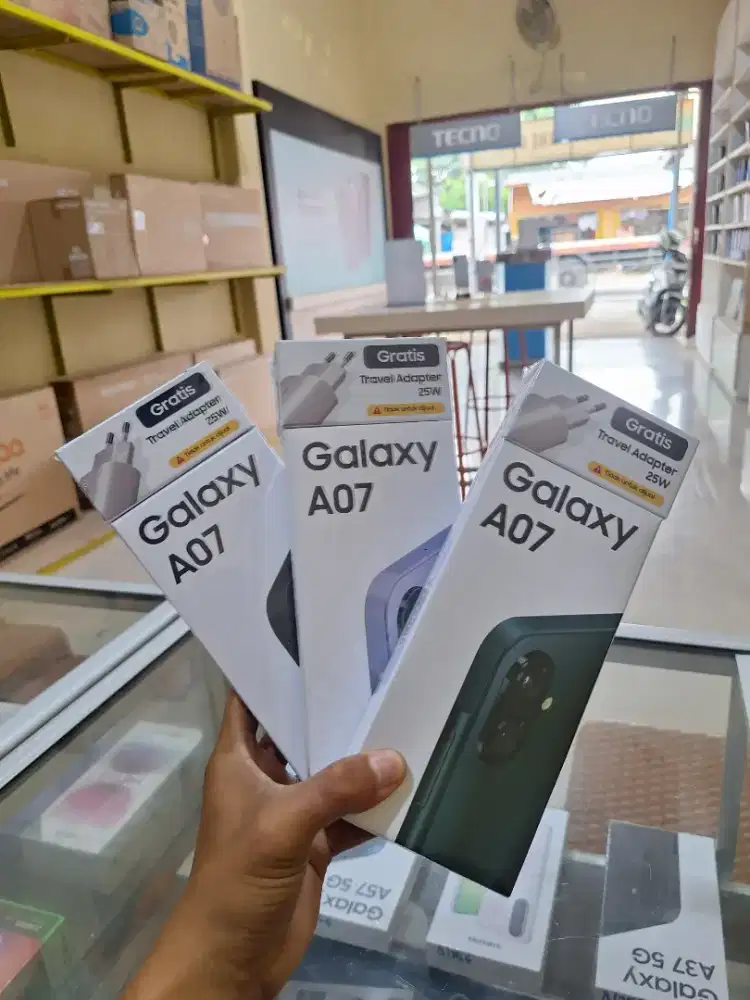 Samsung A07 ram 4+4/64gb New free Adapter 25watt