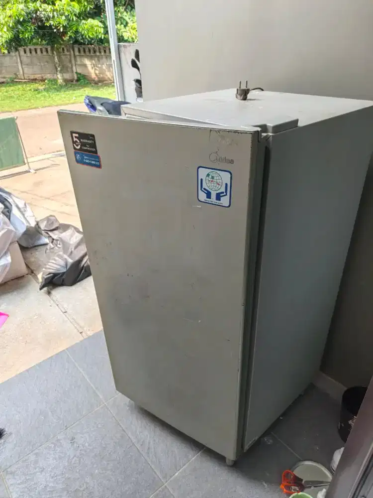 Kulkas MIDEA 1 pintu