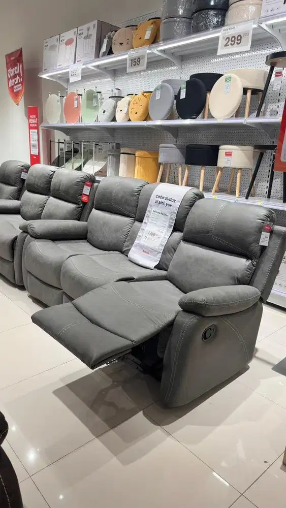 Cuci gudang sofa recliner