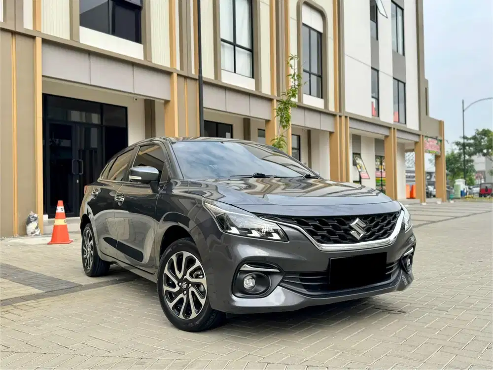 (KM 36 RIBU) Suzuki New Baleno HB Abu-abu 2023 LIKE NEW