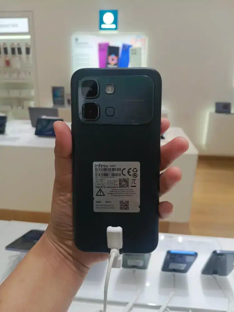 Infinix Note Edge 5g +