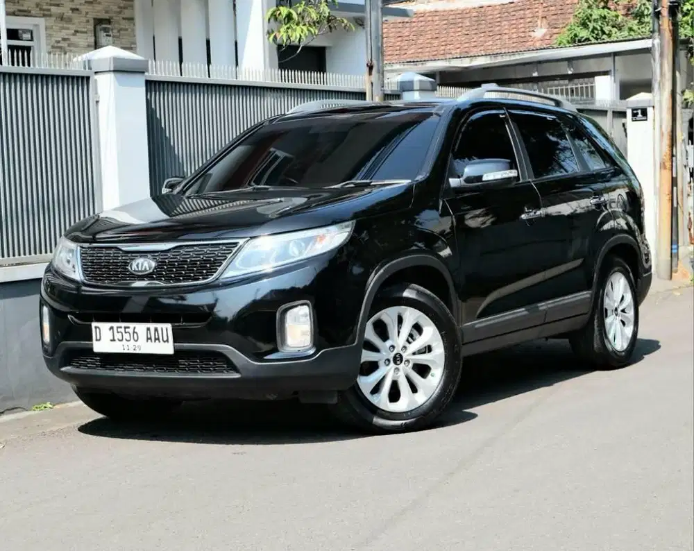 Kia SORENTO 2.4 AT 2013 SUNROOF LowKM 111 ISTIMEWA BANDUNG