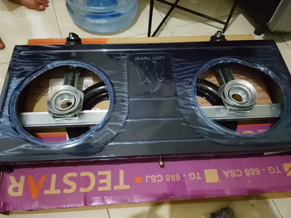 Kompor gas 2 tungku masih baru