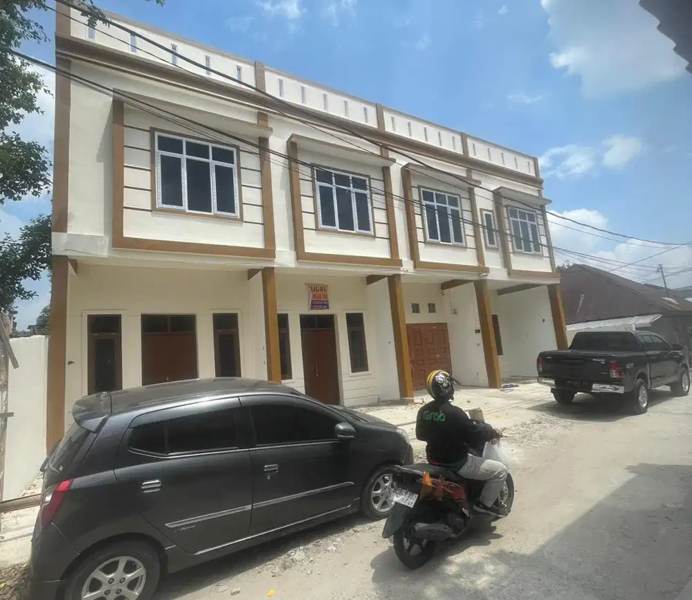 di jual cepat rumah 2 tingkat