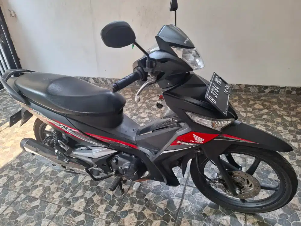 Km17rb pajak 10/2026 DKI, honda supra X 125 R CW DD charger 2021 mulus