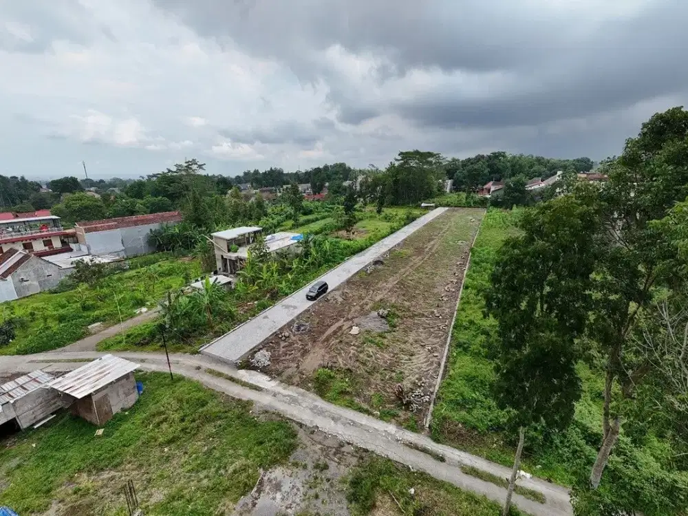 Dekat Kampus UGM Tanah Yogyakarta di Jakal Km.12