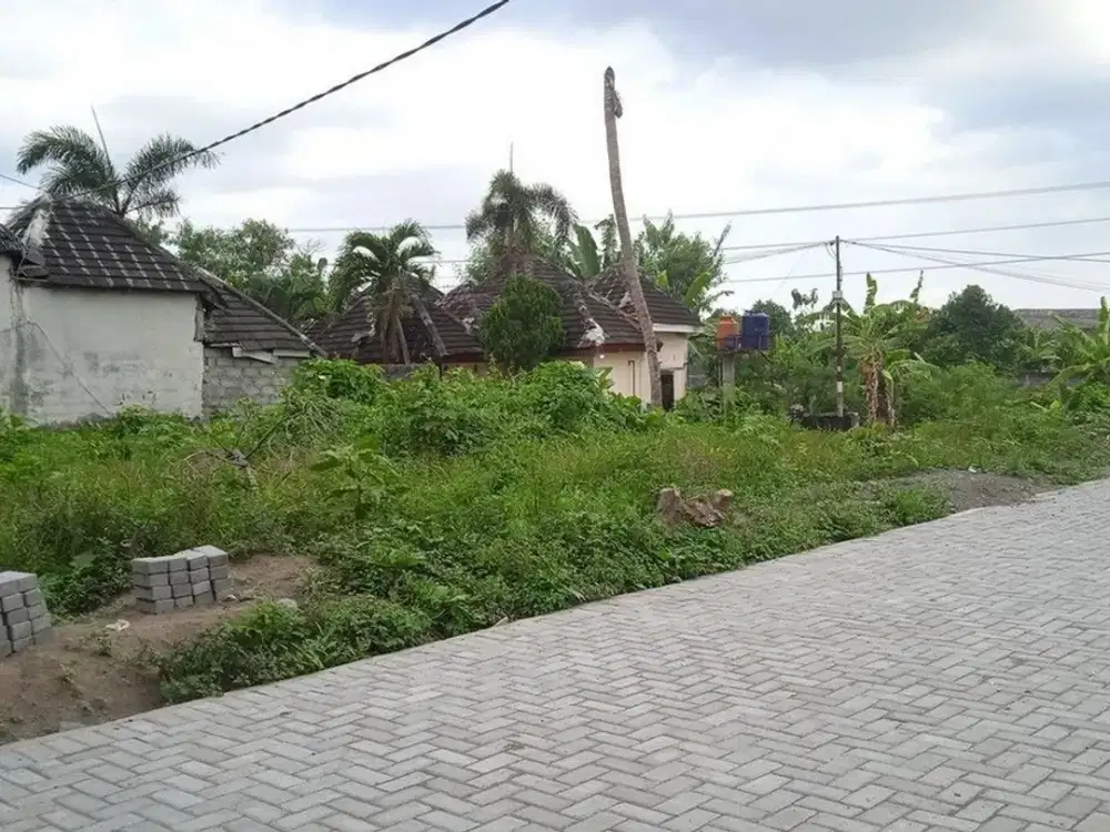 Dekat Pakuwon Mall Tanah Yogyakarta di Jl. Kaliurang Km.8
