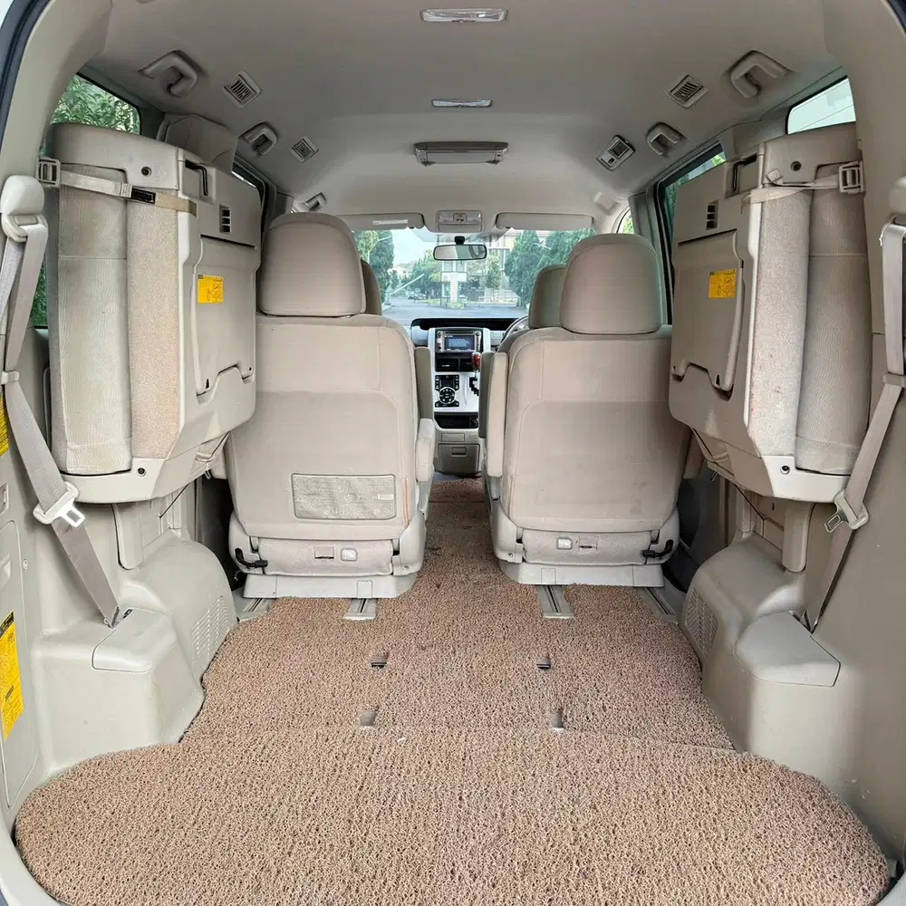 Toyota Nav1 2013 Bensin