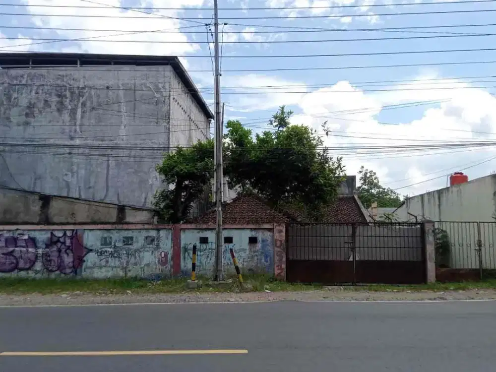 Dijual Tanah Luas (ada bangunan) di Sukabumi