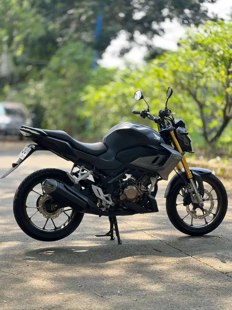 LOW KM! HONDA NEW CB150R HITAM 2023 PAJAK ON SUPER GRESS