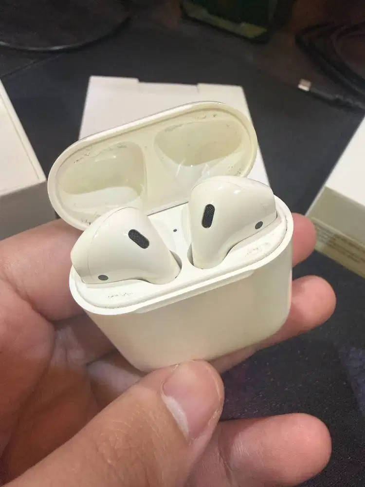 Apple AirPods Gen 2 Original – Bekas Terawat