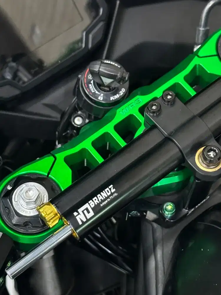 Odo 6rb Istimewa!!Kawasaki ZX25R 2023 Ful Modif Plat Jatim-Mustika