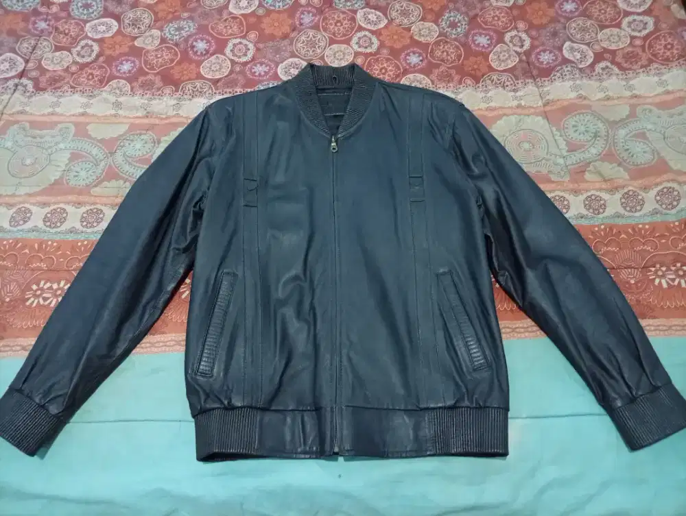 Jaket Kulit Bomber Hitam L