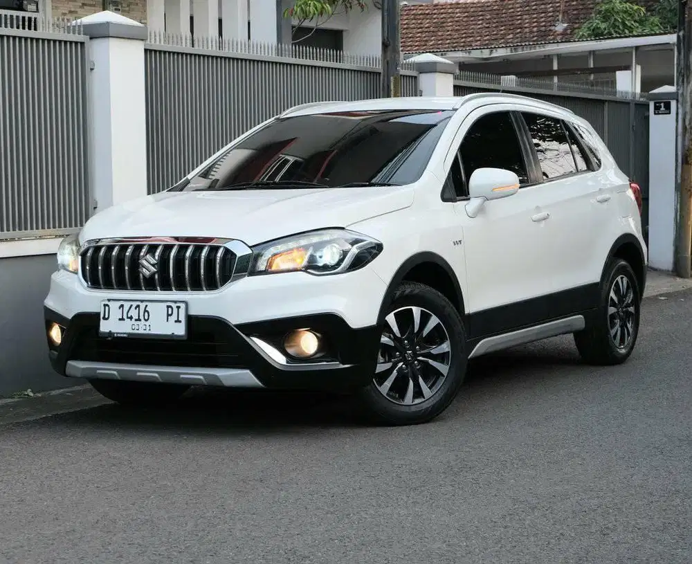 Suzuki SX4 SCROSS 1.5 AT 2019 FACELIFT LowKM 16rb RECORD SUZUKI BANDNG