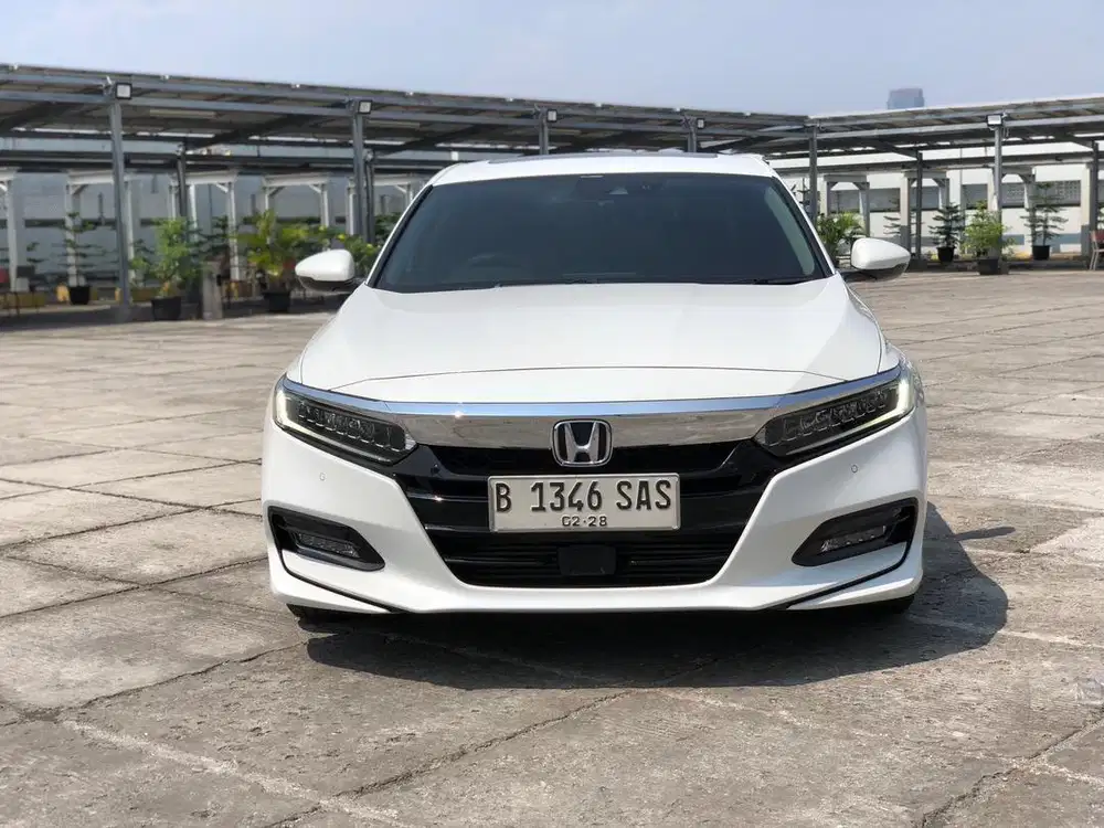 LOW KM HONDA ACCORD EL TURBO 1.5CVT 2022 PUTIH