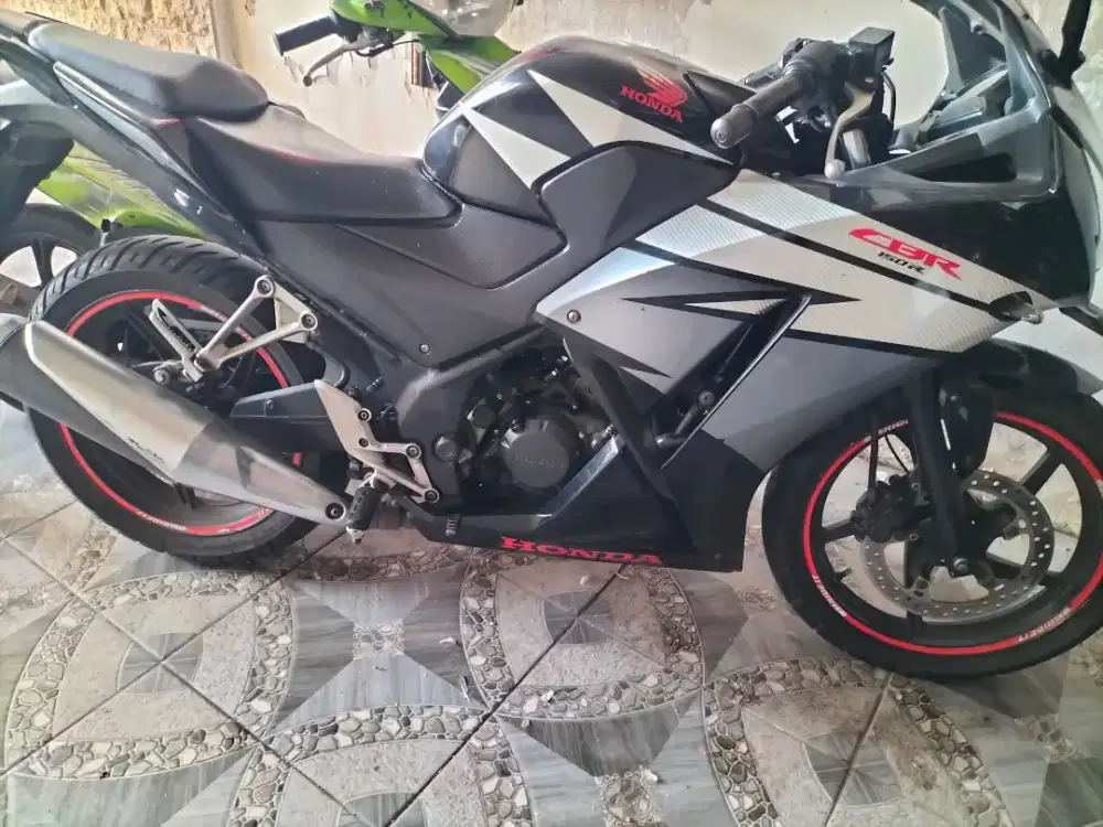 Cbr 150 CC 2016 tgn 1 ors mesin hls PJK aman lkp
