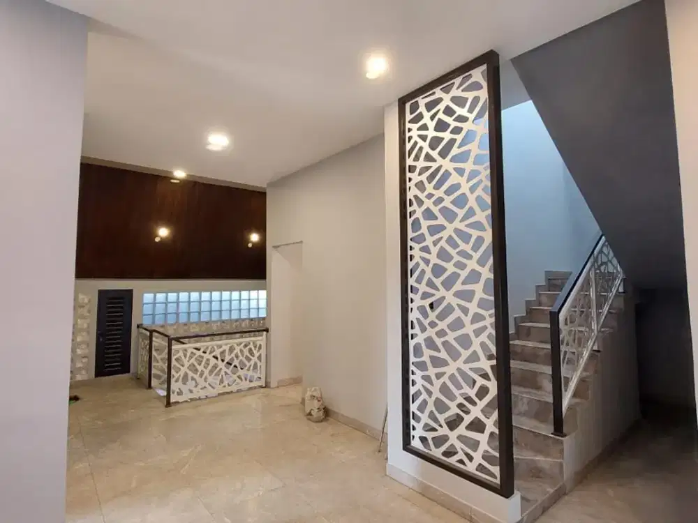 Dijual Rumah Baru Gress 3 Lantai – San Antonio, Pakuwon City