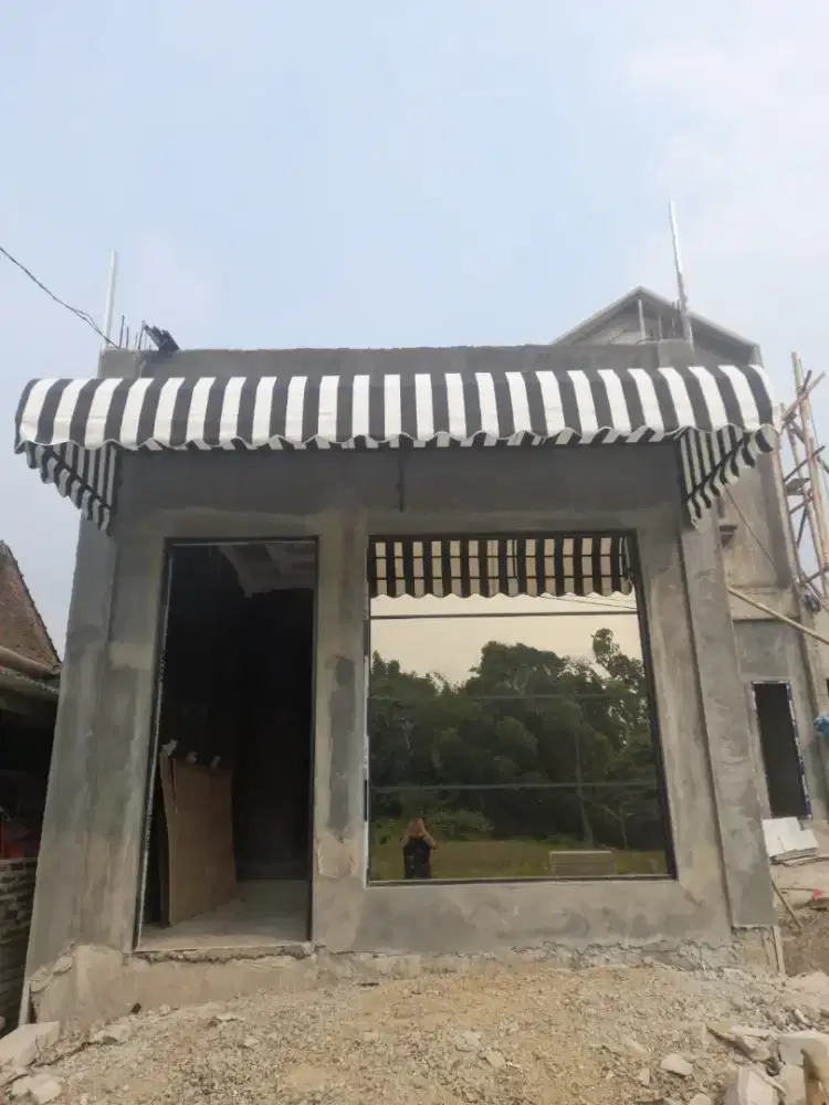 Kanopi awning minimalis