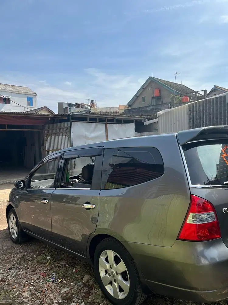 Nissan Livina 2008 Bensin