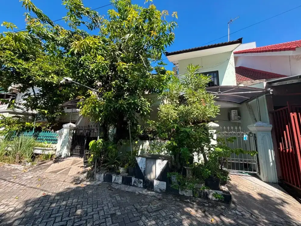Rumah Luas Lokasi Nyaman di Rungkut OM1