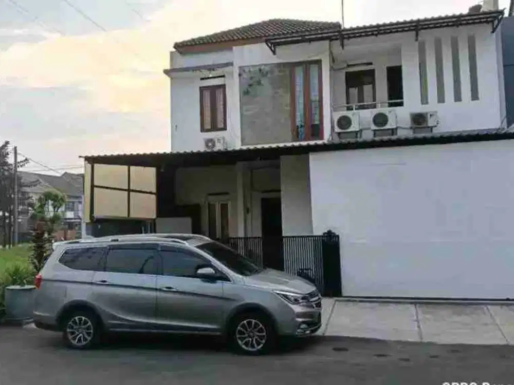 Rumah Mekarwangi Mewah semi furnish