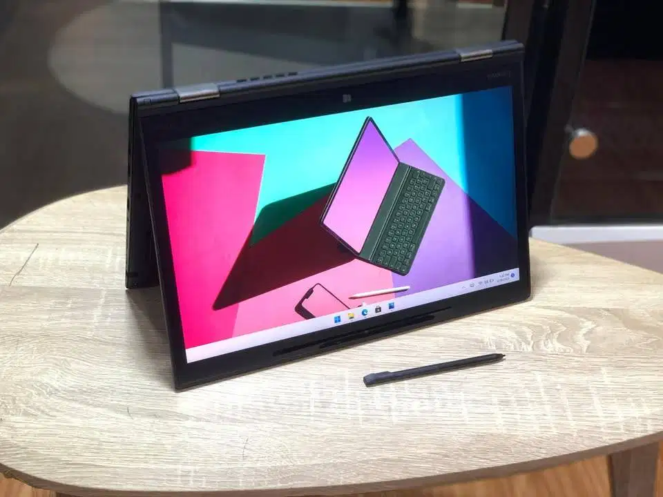 Lenovo Thinkpad X1 Yoga Core i7 Skylake Ram 16Gb SSD Touchscreen 2 in1