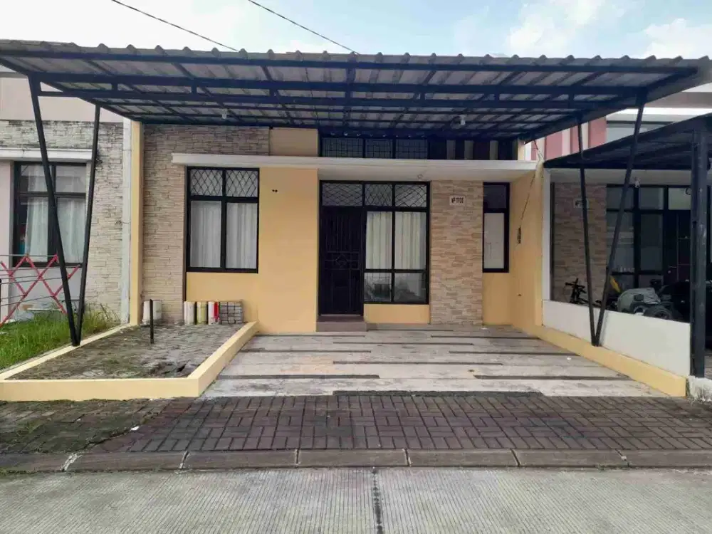 Disewakan rumah full bangunan rapi siap huni di citra raya Cluster Villagio