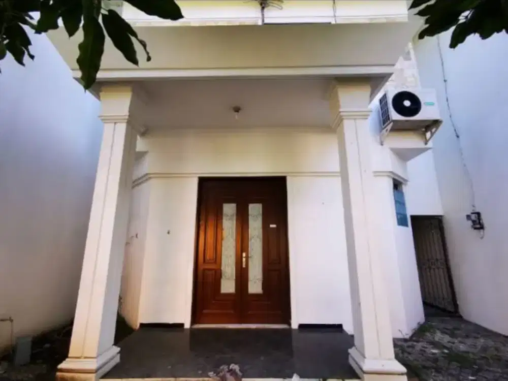 Dijual Rumah Full Furnish – Istana Permata Juanda