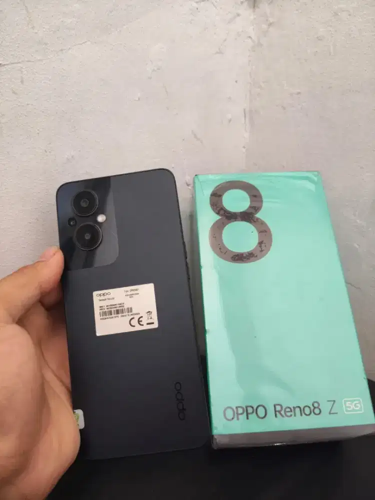 Oppo Reno 8z 5g ram 8/256