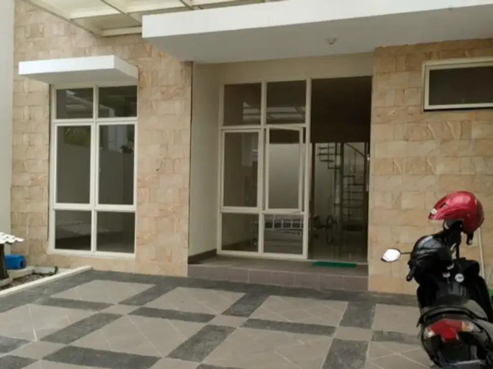 Rumah Griya Galaxy Dekat Merr Siap Huni