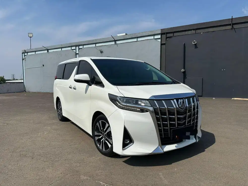 TOYOTA ALPHARD G ATPM AT 2019 FACELIFT WHITE ON BEIGE SUPER CONDITION