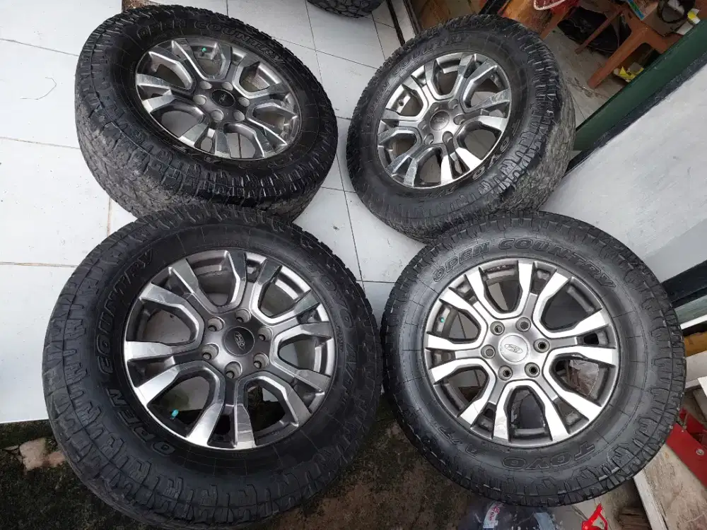 VELG Ford Ranger WILDTRAK 3.2L A/T Asli Comotan
