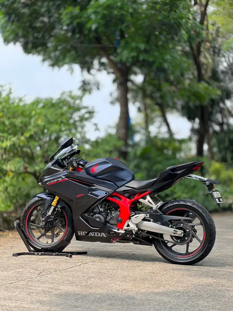 HONDA NEW CBR 250RR ABS SP 2023 BIRU KM 7K PAJAK PANJANG SIAP RIDING