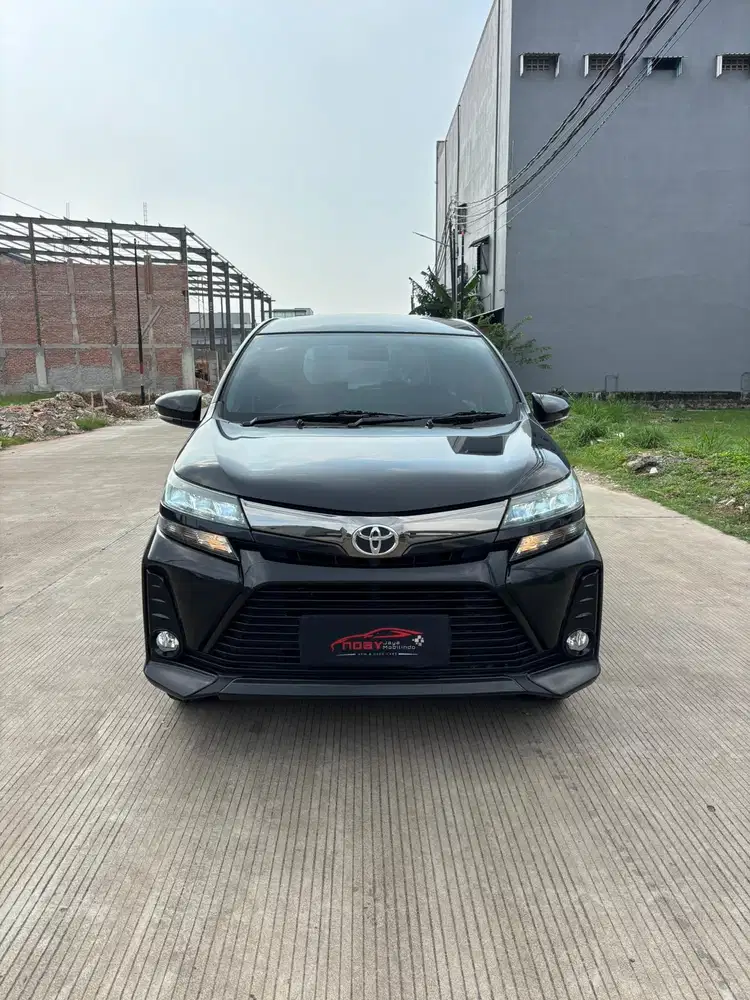Toyota Avanza Veloz 1.5 2021 Manual ( Hitam Metalik )