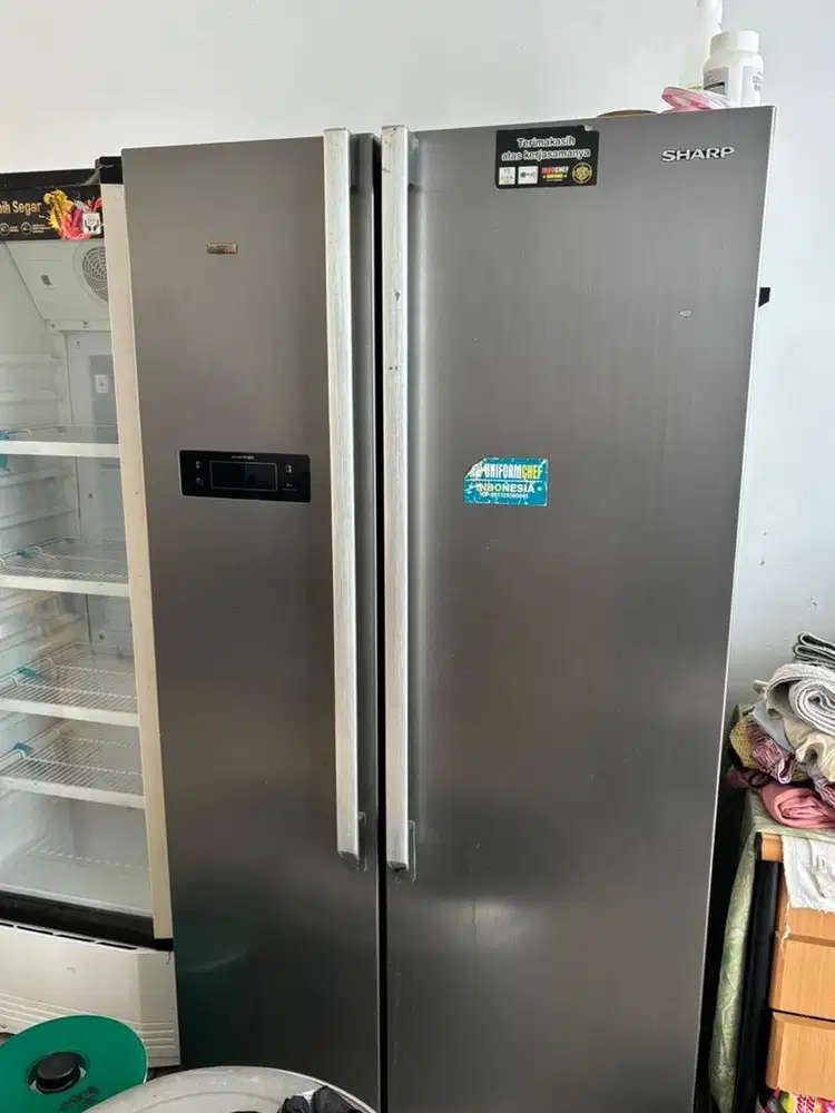 Kulkas 2 Pintu Side by Side Inverter Sharp