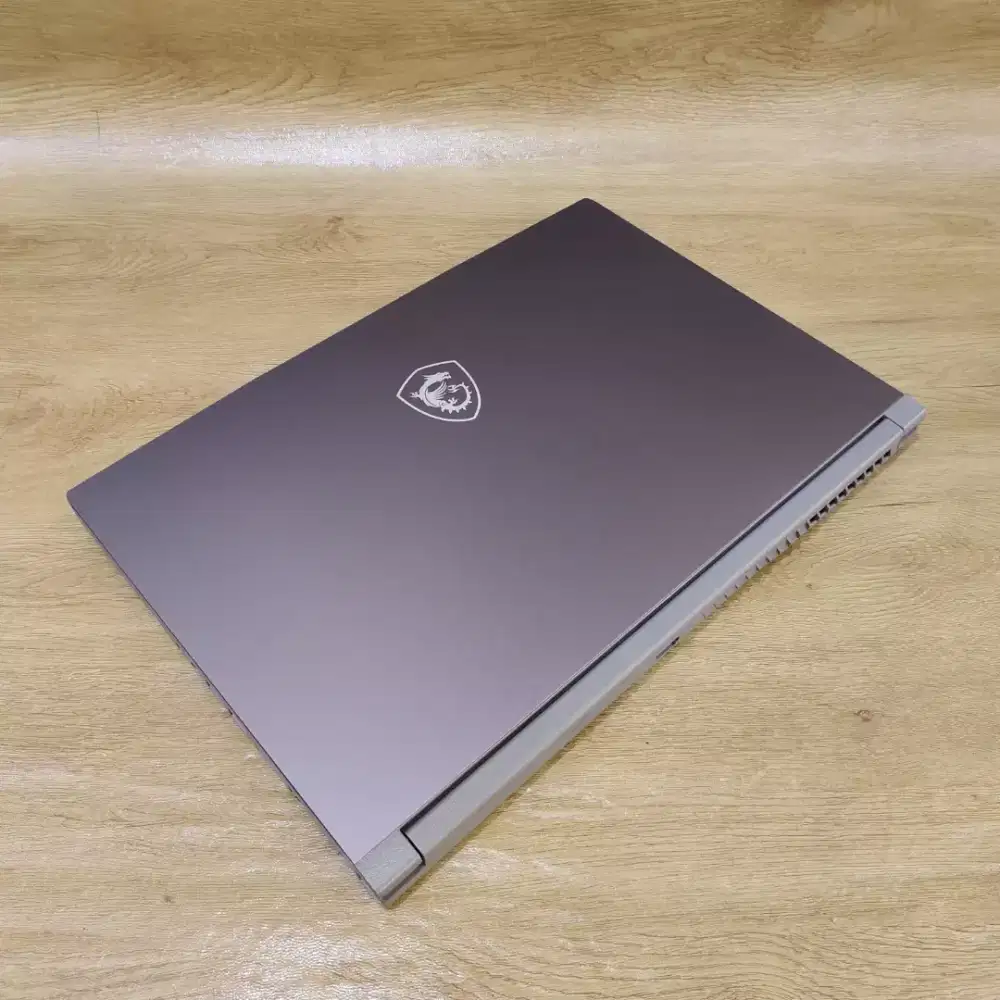 LAPTOP GAMING MSI THIN A15 B7VE SLIM RYZEN 5(7000Series) RTX 4050 RAM
