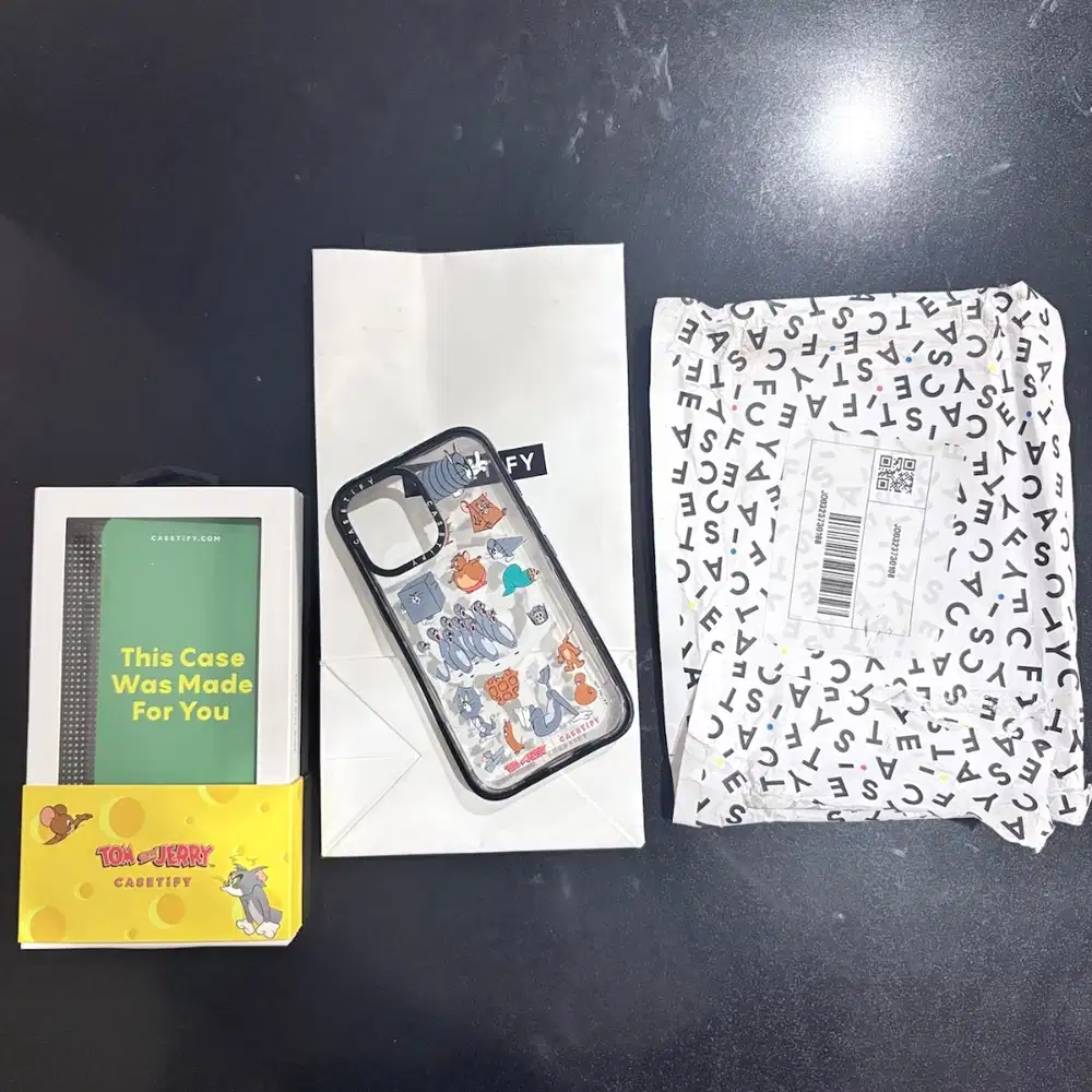 Casetify iPhone 16 - Tom & Jerry ORIGINAL