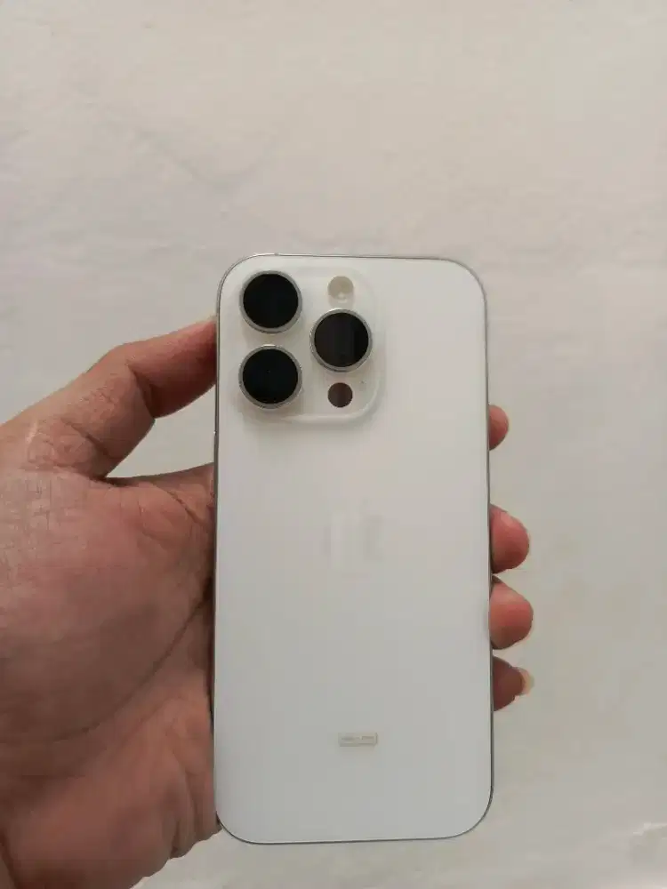 iphone 16pro 256 white