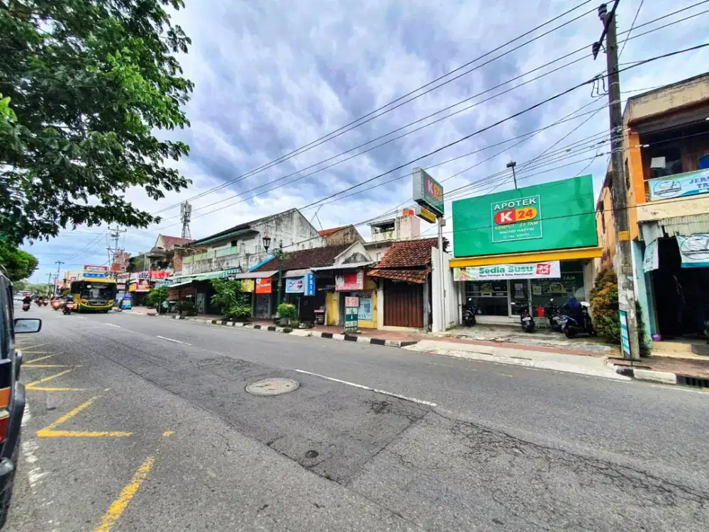 Ruang Usaha Jl. Wachid Hasyim Dekat Alun-Alun, Ngampilan Dekat Tamansari, Kraton Malioboro, UNISA, Bugisan, Jl Bantul