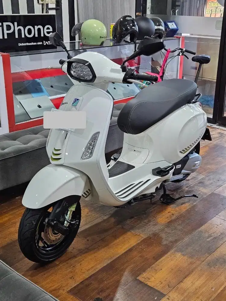 Vespa Piagio Sprint tech 2025