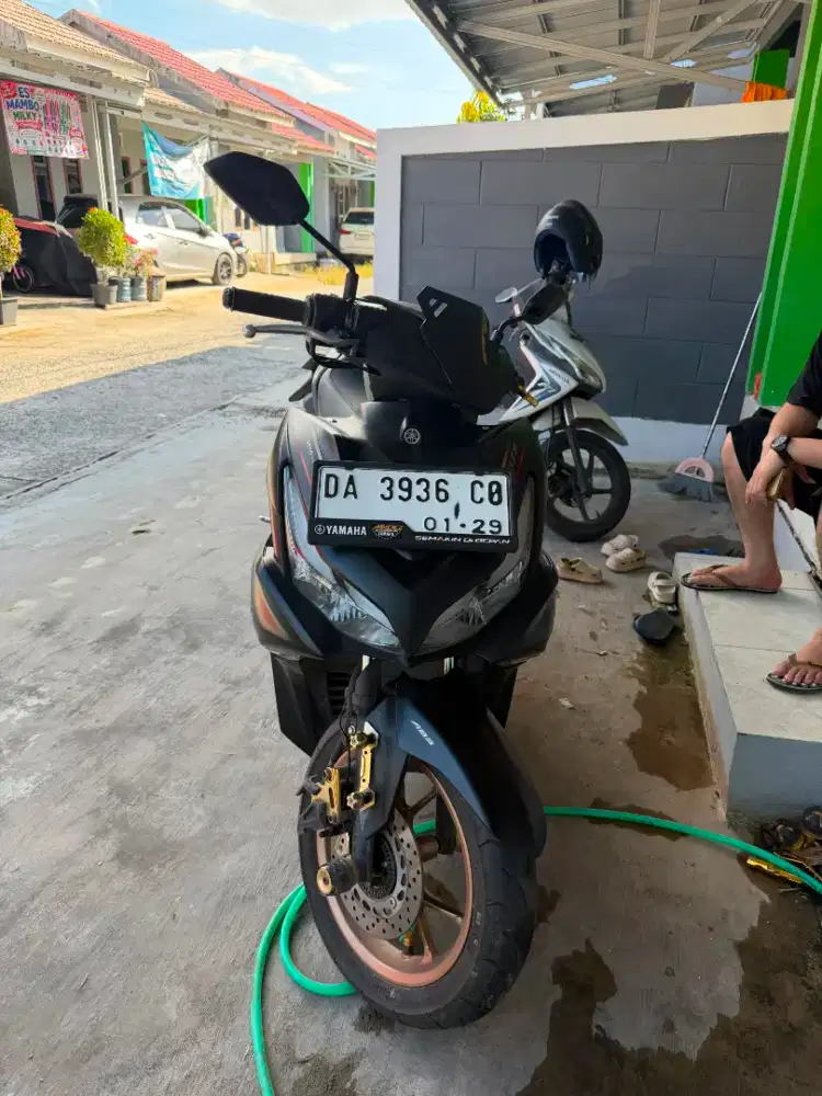 Yamaha Aerox 155 Abs Hitam