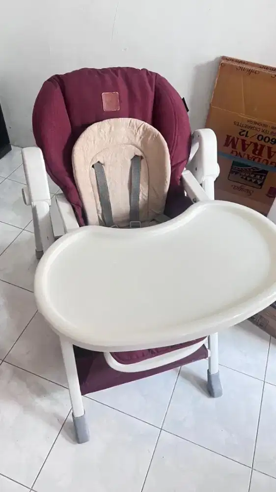 Preloved Baby Chair Kursi Makan Bayi  Babyelle Nyaman Kokoh Terawat
