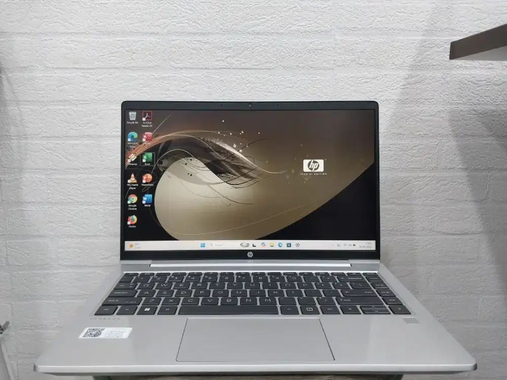 HP ProBook 445/AMD RYZEN 7 7730U/Ram 8 GB/SSD 256 GB TOUCHSCREEN