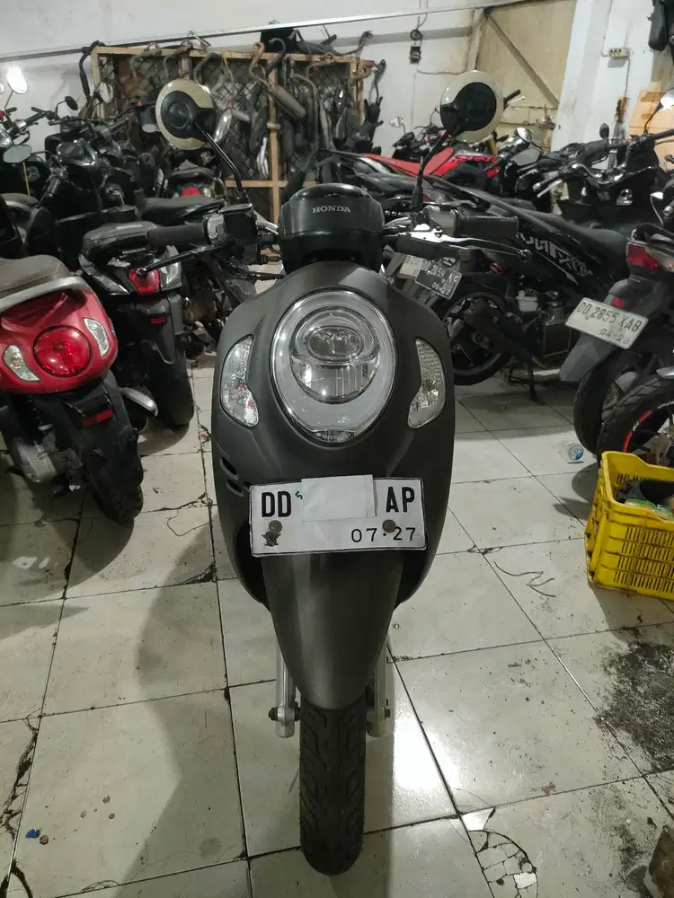 Honda Scoopy 2022 cokelat